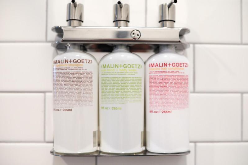 带大床的标准工作室, Great Island Inn A Modern Boutique