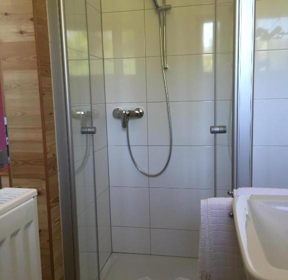 اتاق استاندارد با بالکن, Seehof Feidig