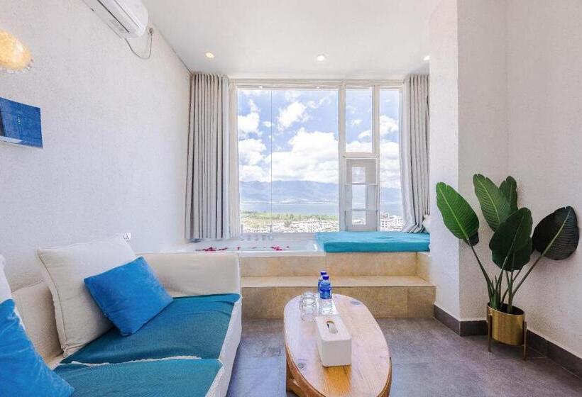 غرفة ديلوكس مطلّة علي البحر, Butterfy Seaview Resort Villa