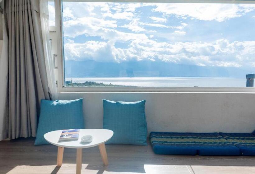 Люкс Повышенной Комфортности, Butterfy Seaview Resort Villa