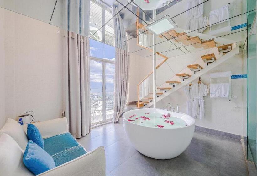 غرفة ديلوكس سرير كينج, Butterfy Seaview Resort Villa