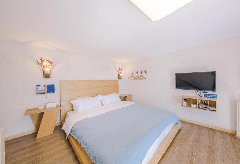 Номер Deluxe Кровать Кинг, Butterfy Seaview Resort Villa