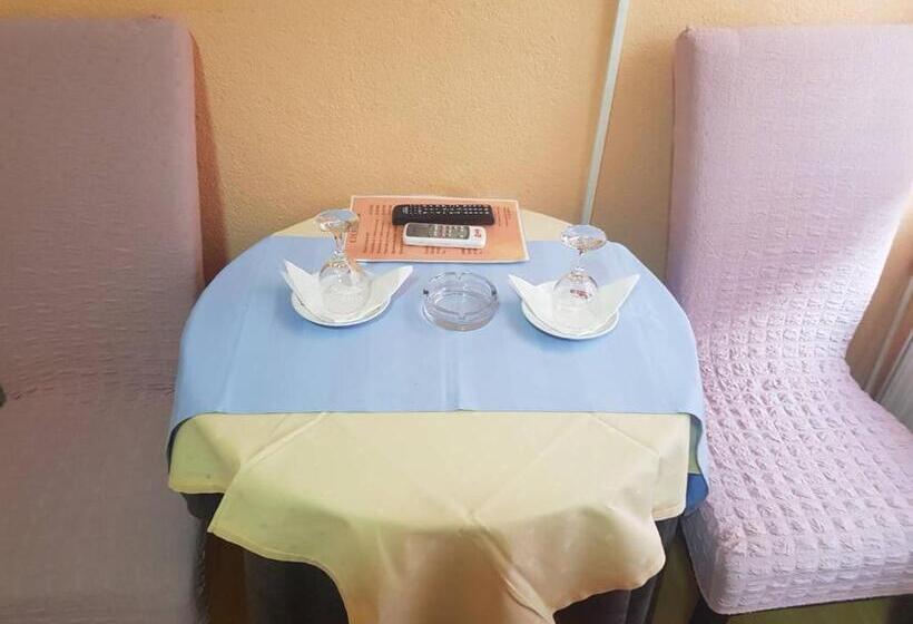 اتاق استاندارد با بالکن, Guesthouse Ines