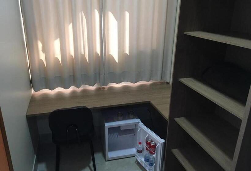 이코노미 싱글 룸, Hospeda Marília