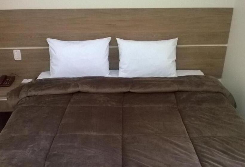 스탠다드 룸 킹사이즈 침대, Hospeda Marília