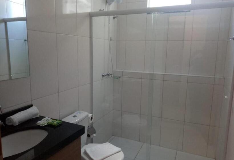 컴포트 트리플 룸, Hospeda Marília