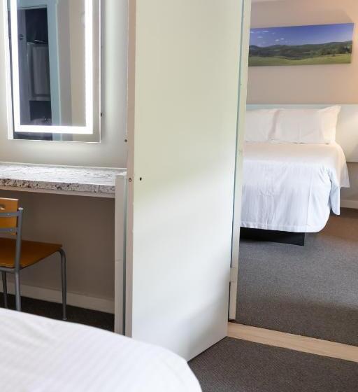 Номер Economy, Clear River Inn And Tavern