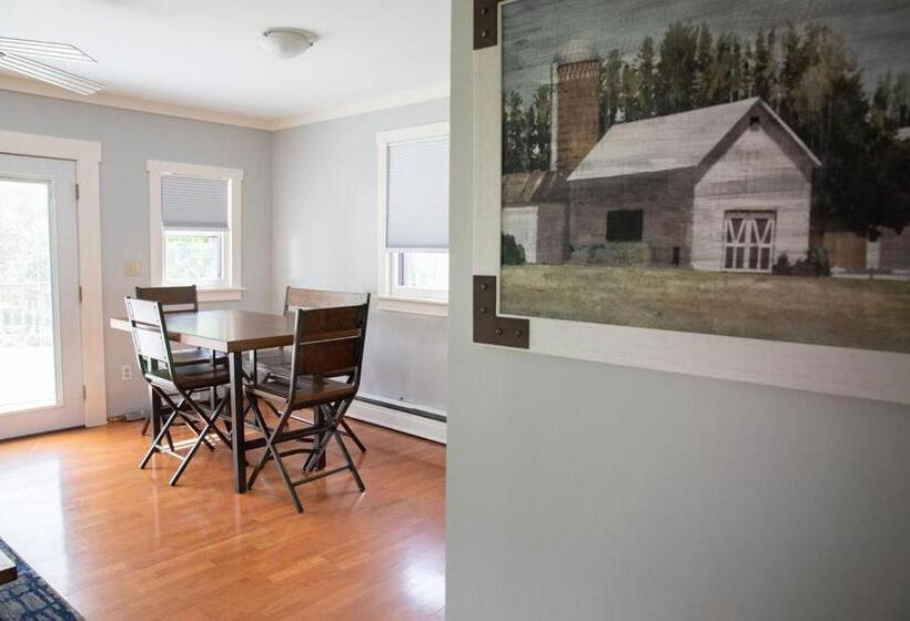 Апартаменты 1 Спальня с Видом, Clear River Inn And Tavern