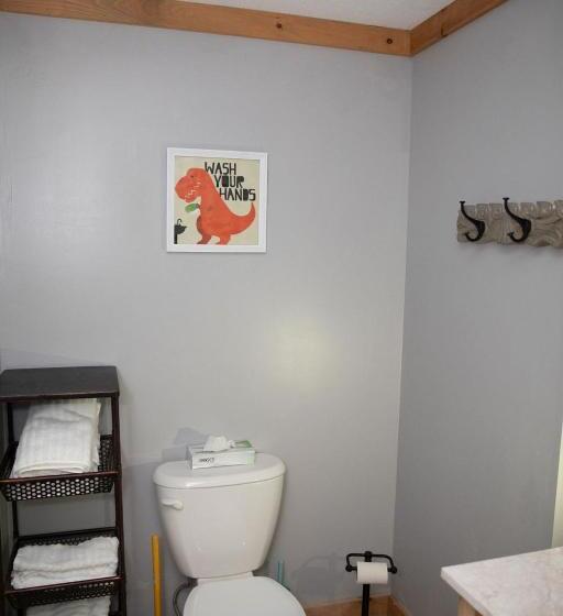 Люкс Повышенной Комфортности, Clear River Inn And Tavern