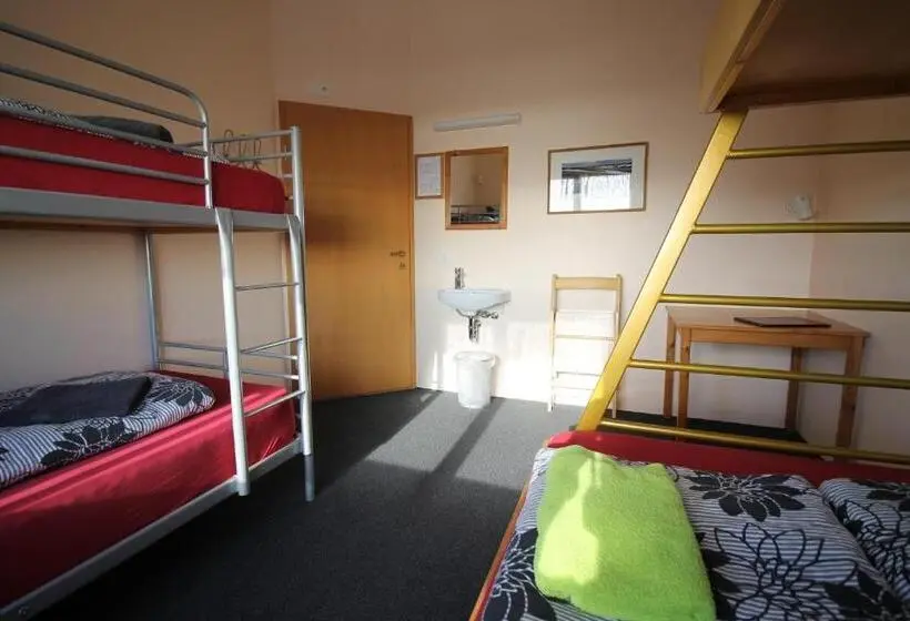 اتاق خانوادگی, Hvoll Hostel