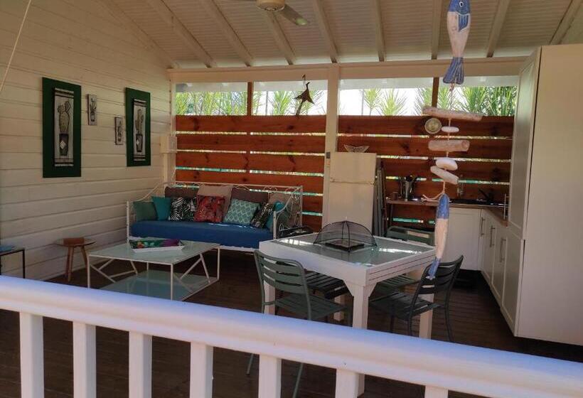 بانگلوی استاندارد 2 خوابه, Chez Rustine Et Pompette