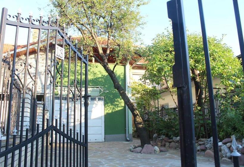 اتاق اکونومی یک تخته, Guest House Villa Krstic