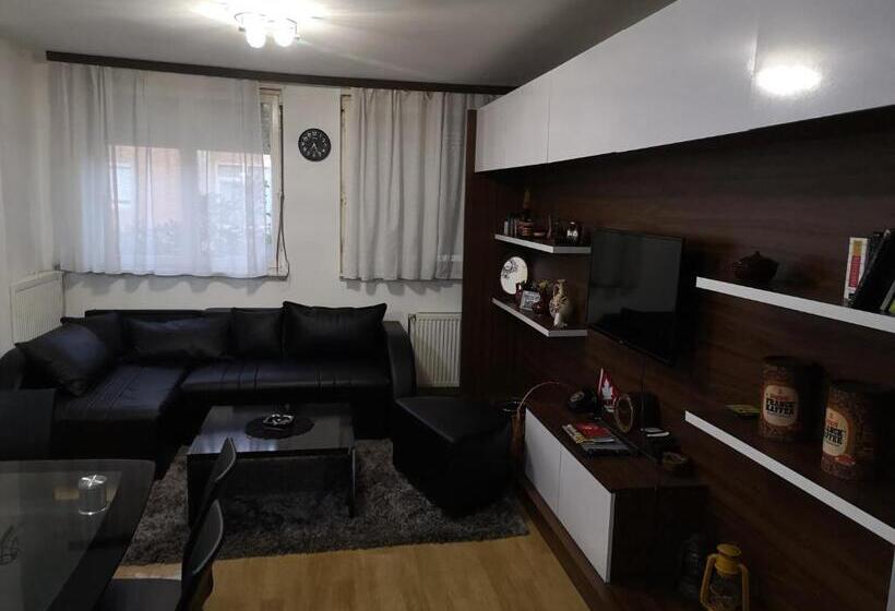 اتاق خانوادگی, Guest House Villa Krstic