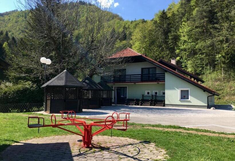 اتاق استاندارد یک نفره, Guest House Atelšek