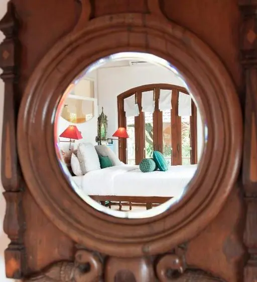 スイート, Ahilya By The Sea