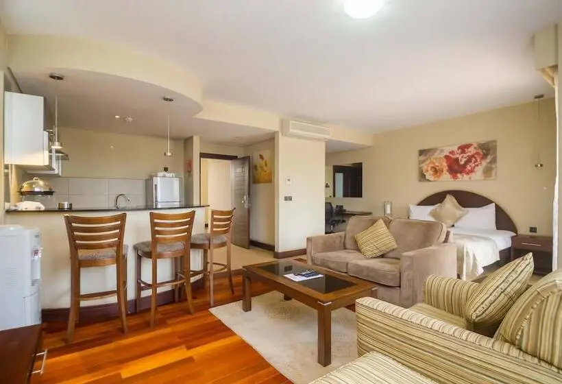 استودیو استاندارد با بالکن, Taarifa Suites By Dunhill Serviced Apartments