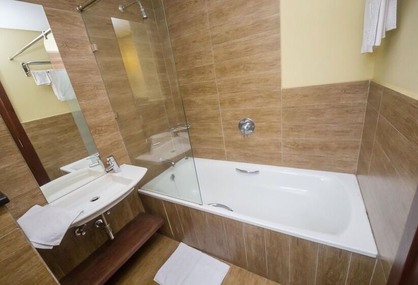 آپارتمان 2 خوابه, Taarifa Suites By Dunhill Serviced Apartments