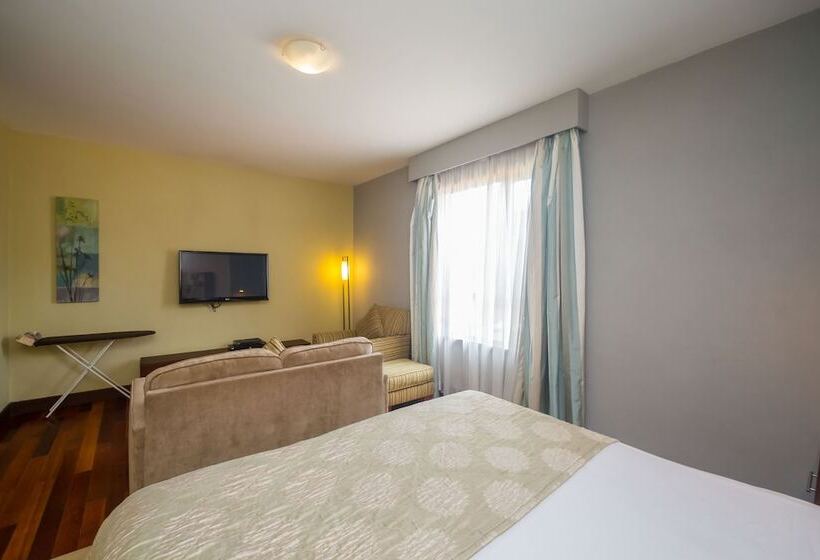 استودیوی استاندارد, Taarifa Suites By Dunhill Serviced Apartments