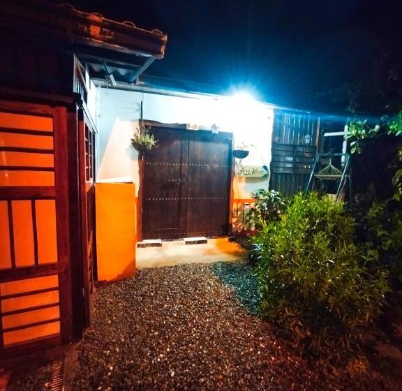 스탠다드 룸, Hostal Casa Artvelez