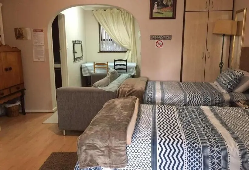 デラックスルーム, Marshrose Accommodation