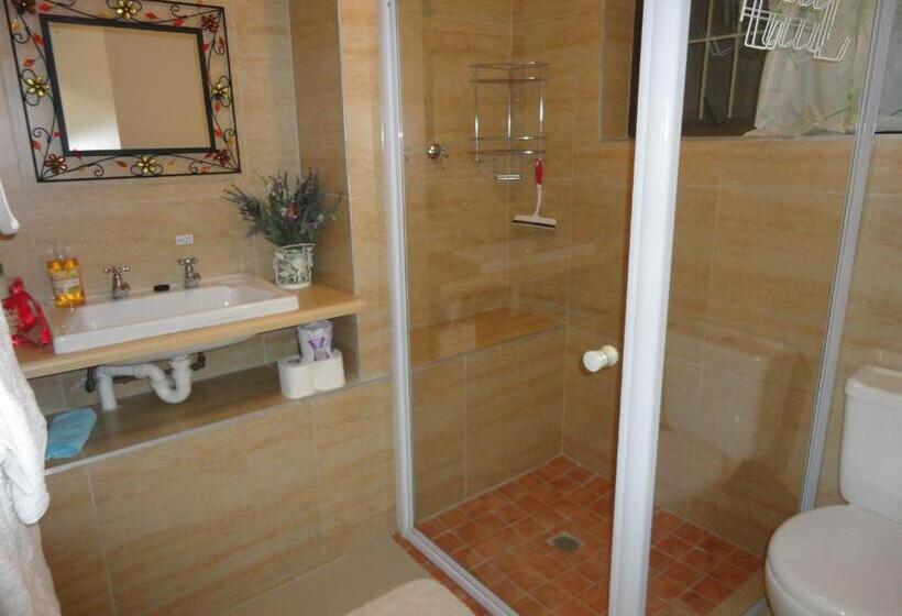 חדר דלוקס, Marshrose Accommodation