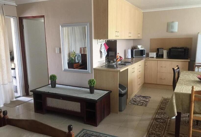 סוויטה משפחתית, Marshrose Accommodation