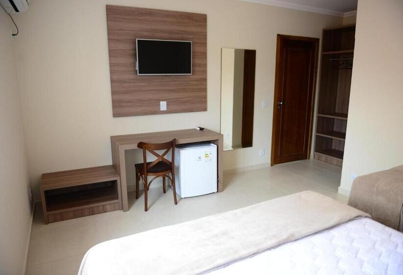 标准三人间, Pousada Recanto Do Mar