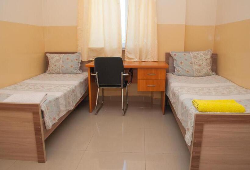 اتاق استاندارد با سرویس بهداشتی مشترک, Sakura Guesthouse