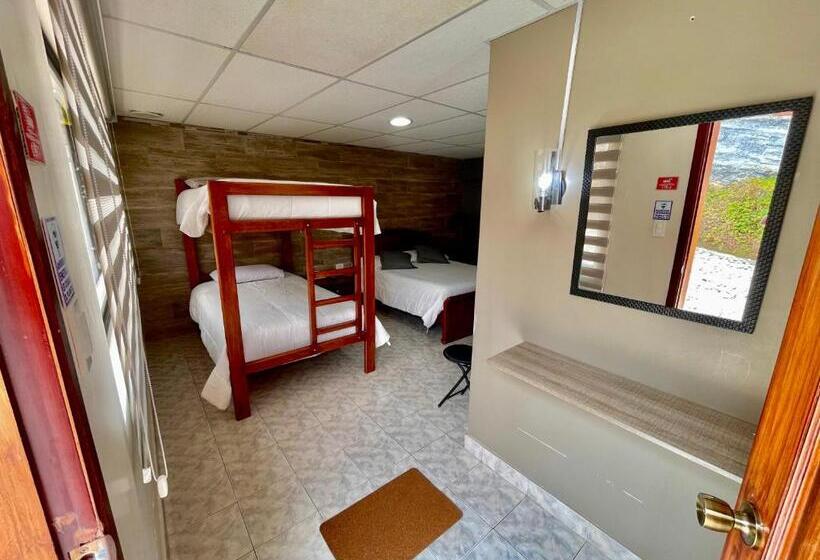 اتاق خانوادگی, El Balcon De Los Reyes