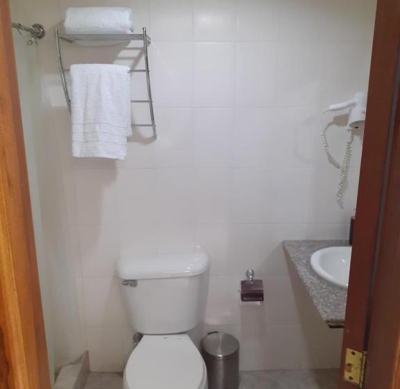 اتاق خانوادگی, El Balcon De Los Reyes