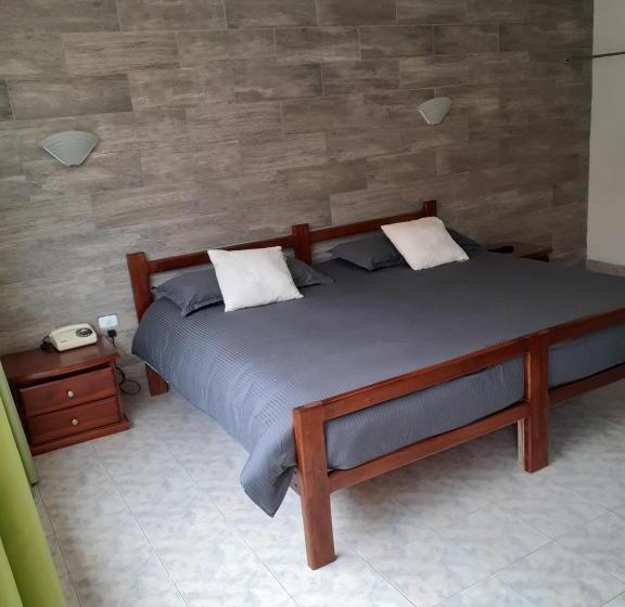 اتاق استاندارد, El Balcon De Los Reyes