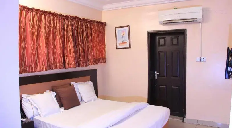 اتاق استاندارد, Chantella Suites