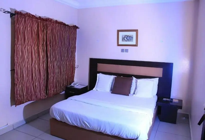 اتاق سوپریور با تخت بزرگ, Chantella Suites