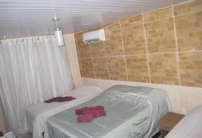 חדר סטנדרט לארבעה, Nova Pousada Golfinho