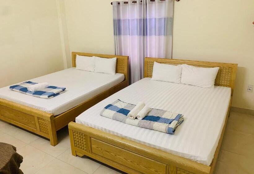 اتاق خانوادگی, Motel Tuan Phuong