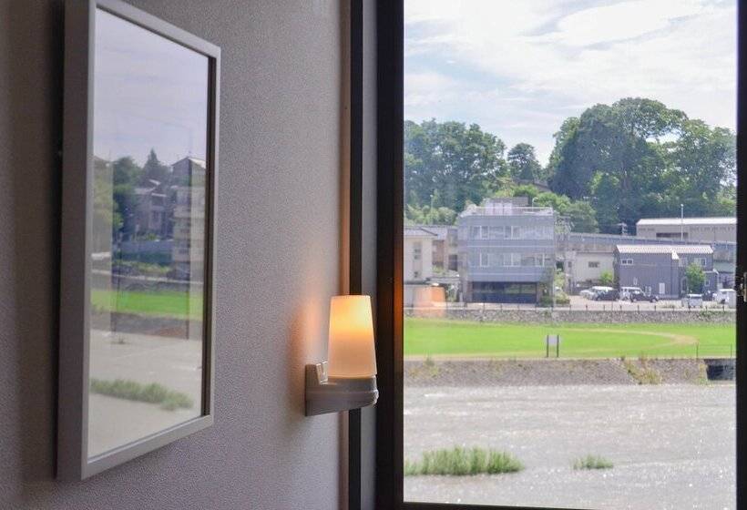 Camera Standard Individuale, Sararaso