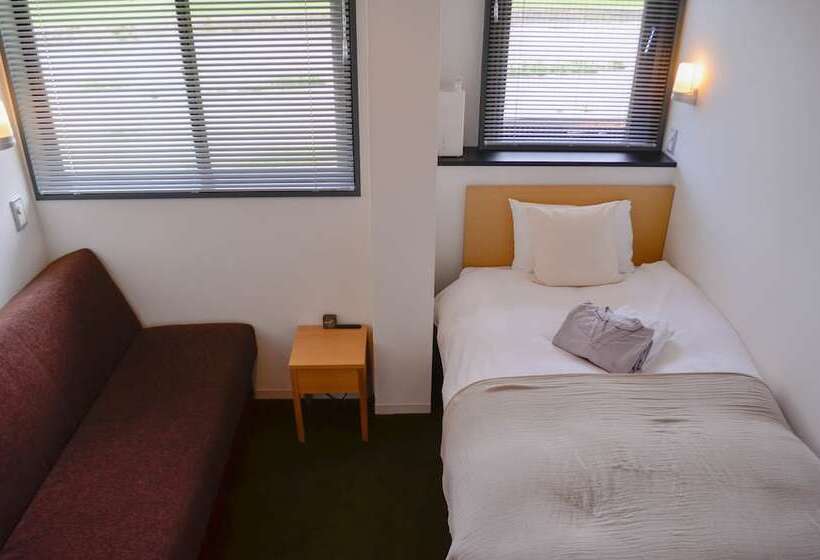 Camera Standard Individuale, Sararaso