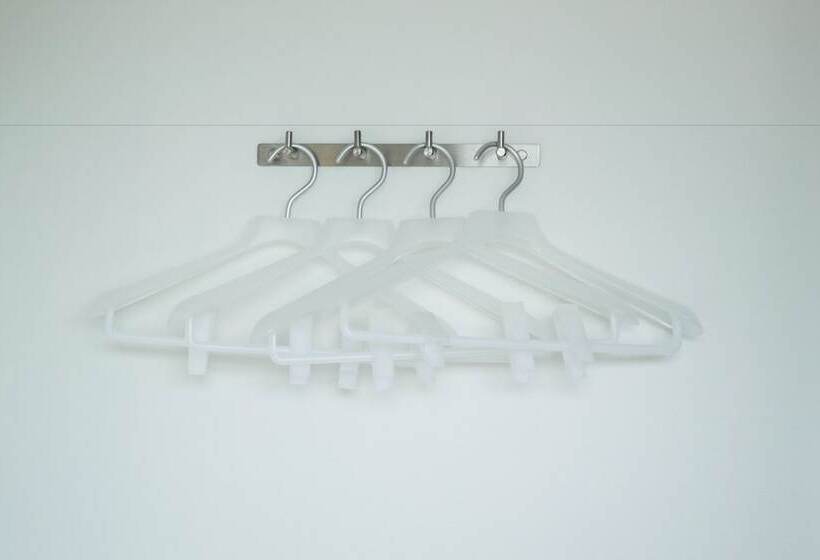 Camera Standard, Sararaso