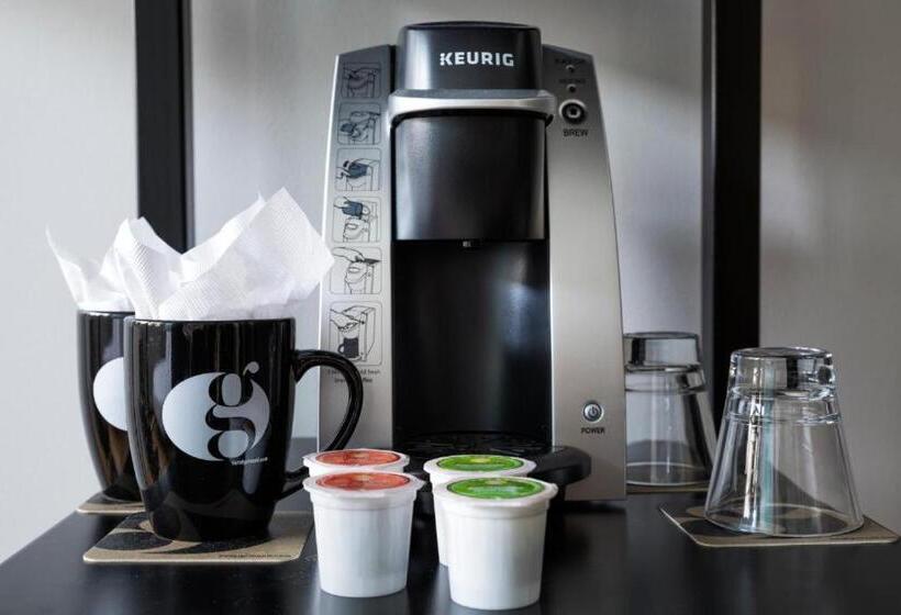 Номер Стандарт Трехместный, Grinnell