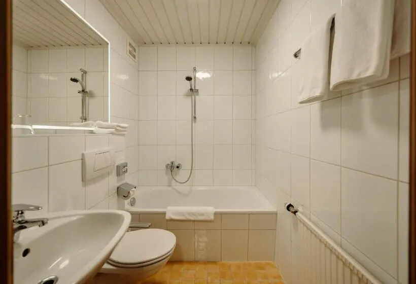Huoneisto 1 Makuuhuone, Theresi Appartements