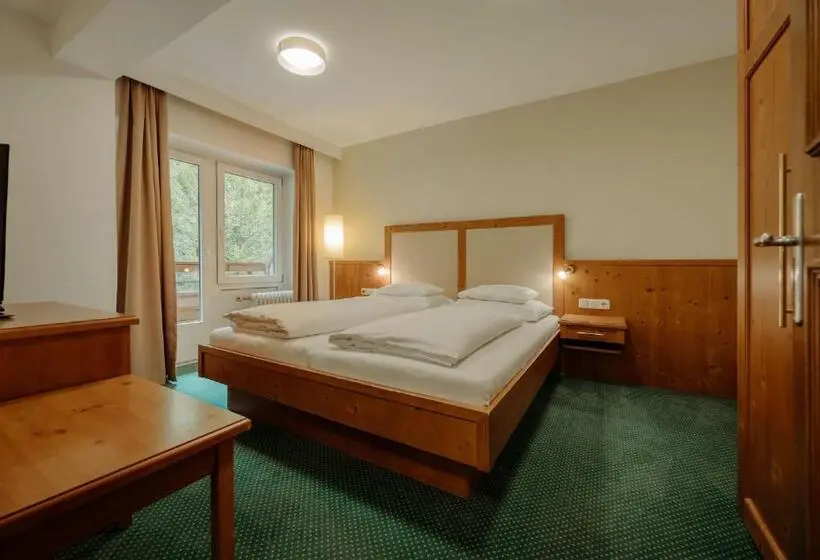 Duplex-huoneisto 1 Makuuhuone, Theresi Appartements
