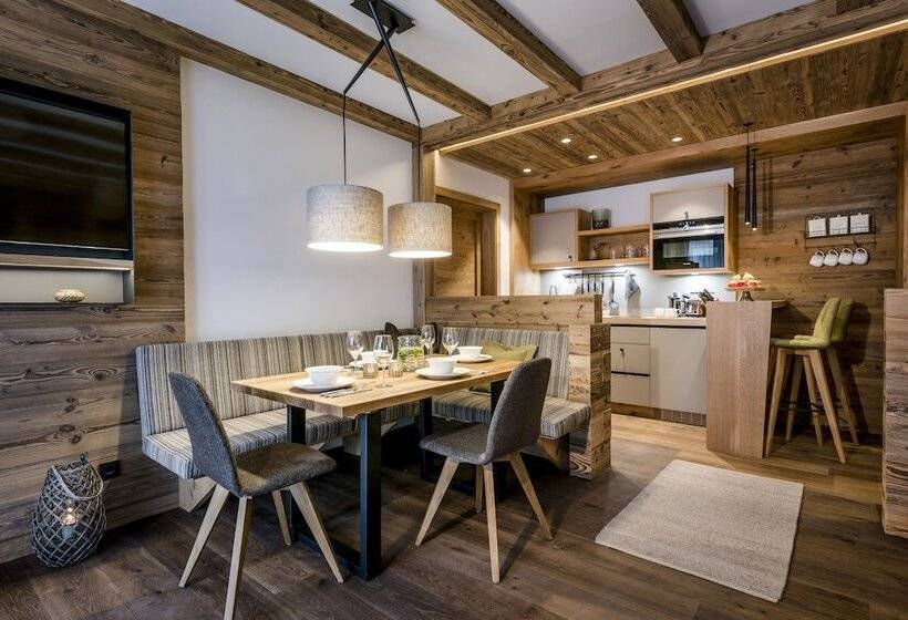 Апартаменты 2 Спальни, Kaiserlodge