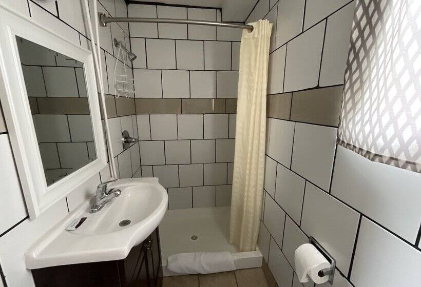 חדר סטנדרט, Kansan Motel