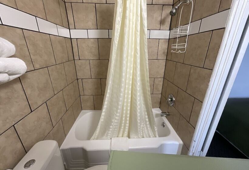 חדר סטנדרט, Kansan Motel