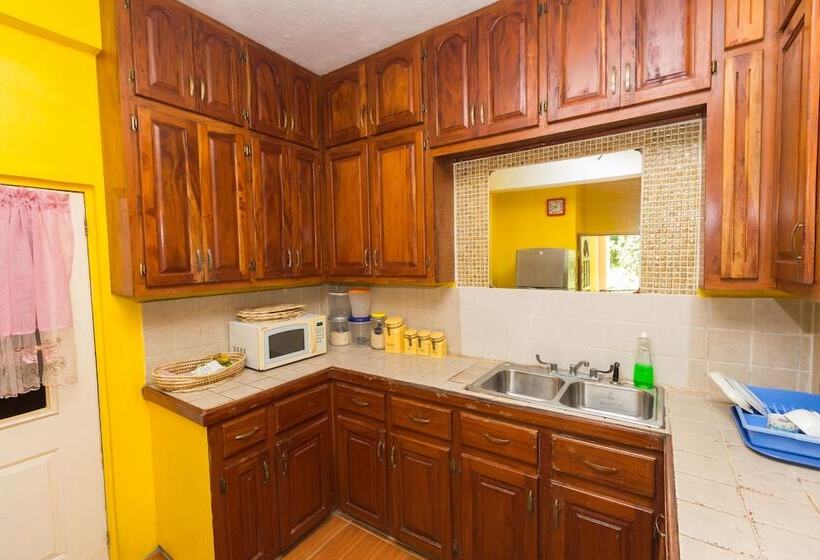 Deluxe Room Mountain View, Serenity Escape St Lucia