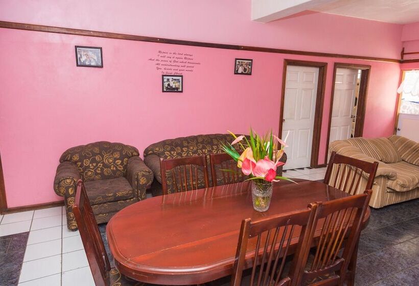 Deluxe Room Mountain View, Serenity Escape St Lucia