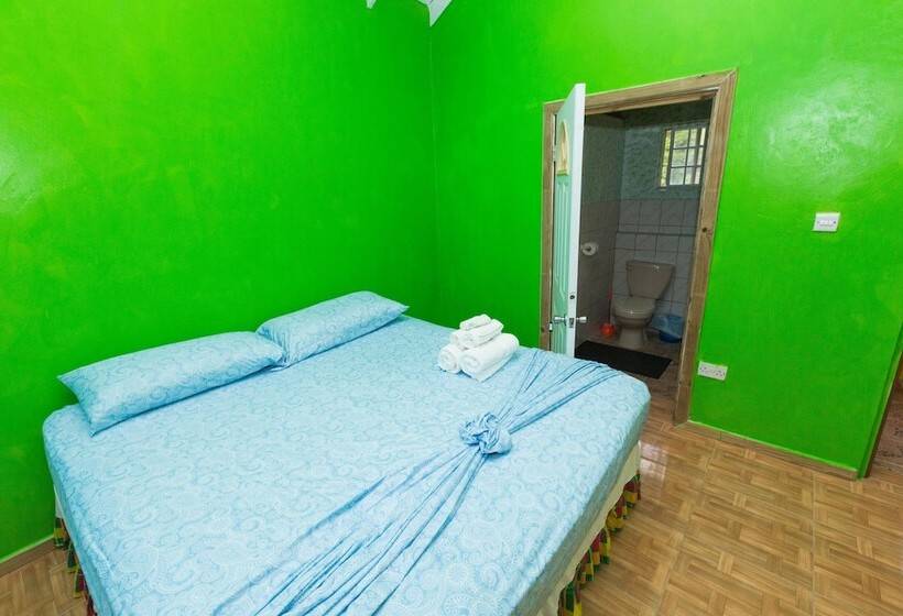 Deluxe Room Mountain View, Serenity Escape St Lucia