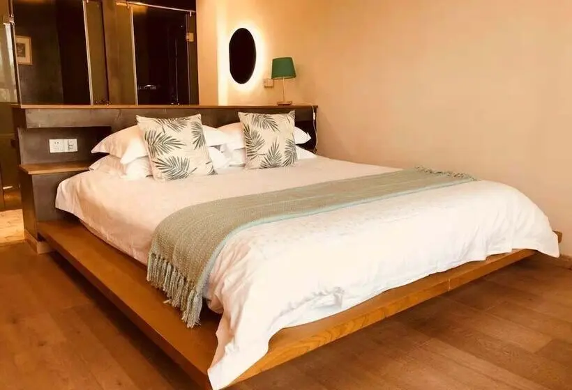 Standardzimmer mit Seeblick, Inside House Shaoxing