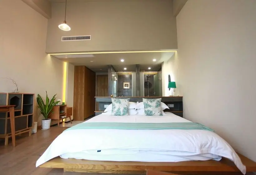 Standardzimmer mit Seeblick, Inside House Shaoxing