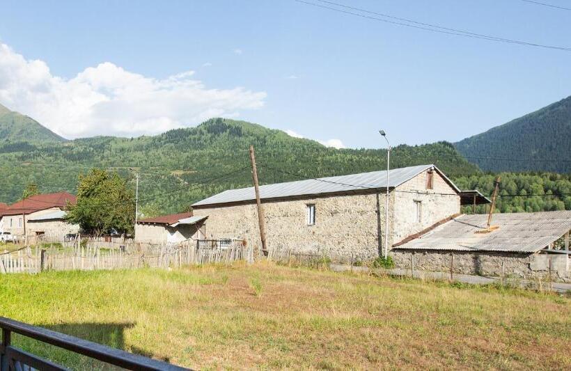 کلبه ییلاقی, Level